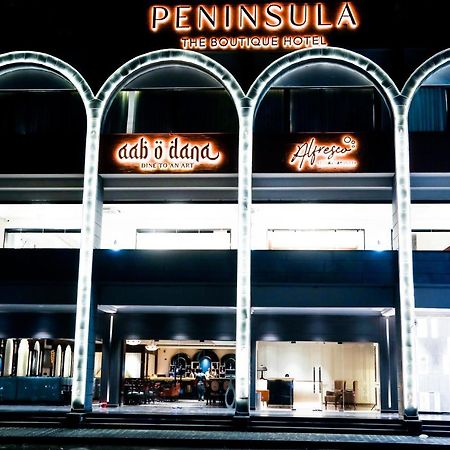 Hotel Peninsula Panchkula Esterno foto